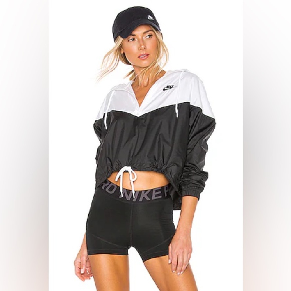 NSW Nike Cropped Windbreaker in Black and White size XS